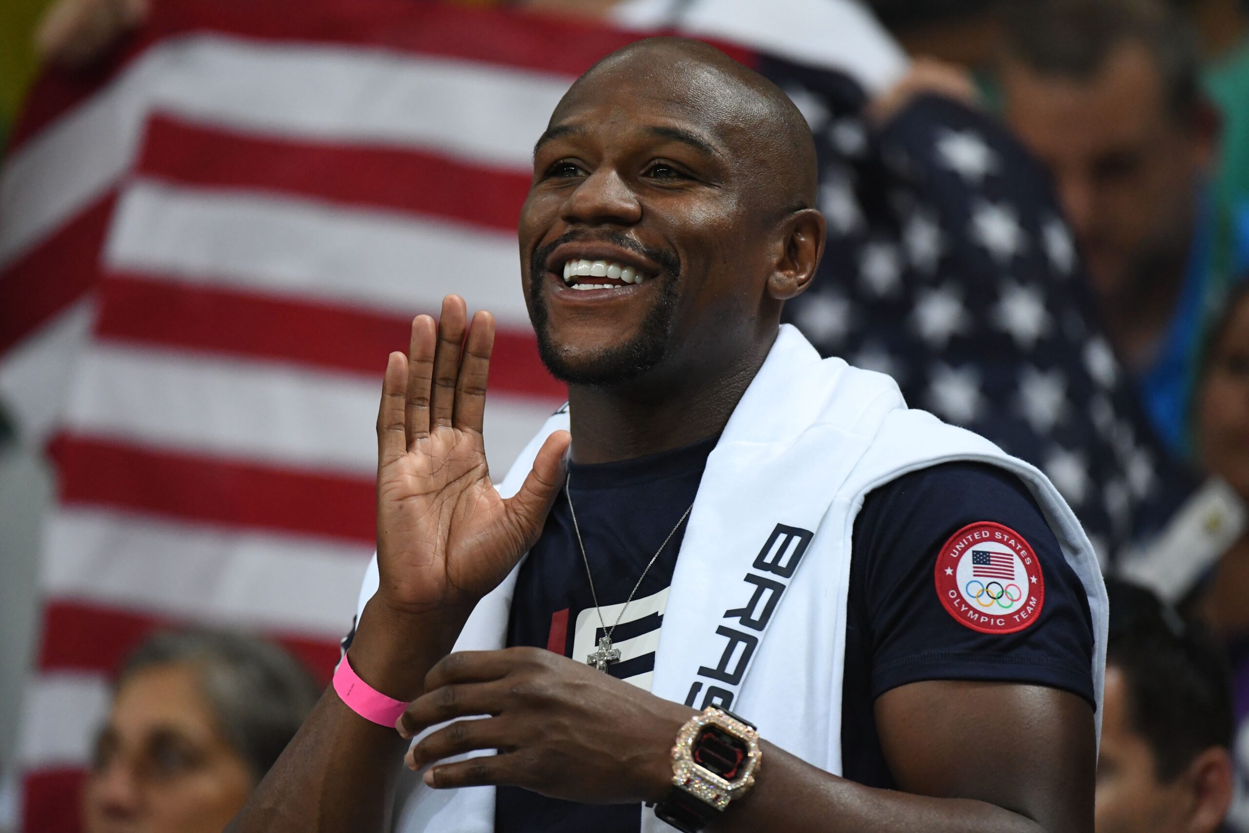 Here Are The Requirements To Become Floyd Mayweather's Bodyguard