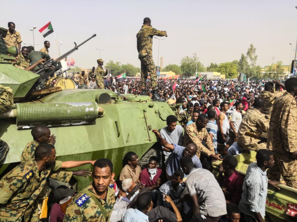 Sudan military arrested the prime minister